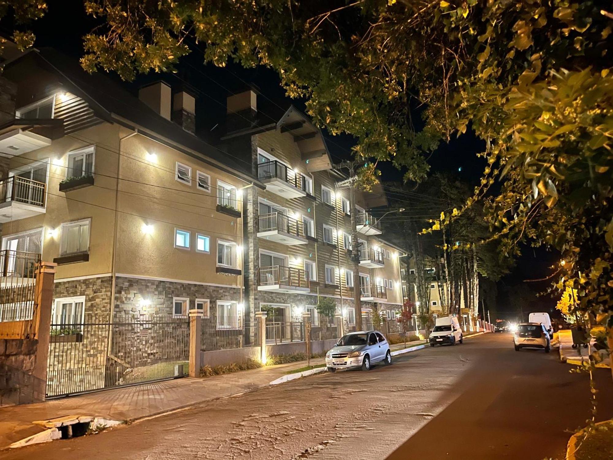 Apartamento De Luxo Casa De Pedra Apartment Gramado Exterior photo